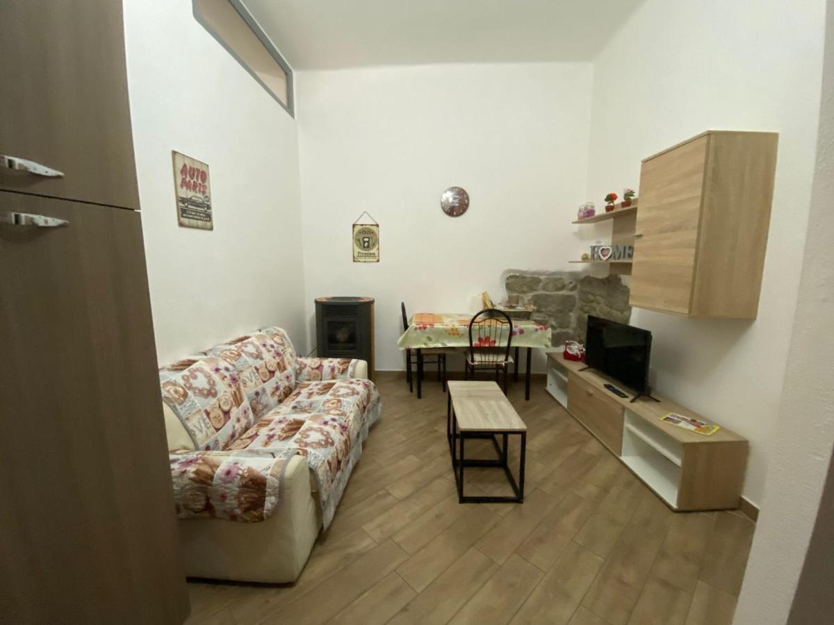 La Casa Di Sara Apartamento Nuoro  Quarto foto